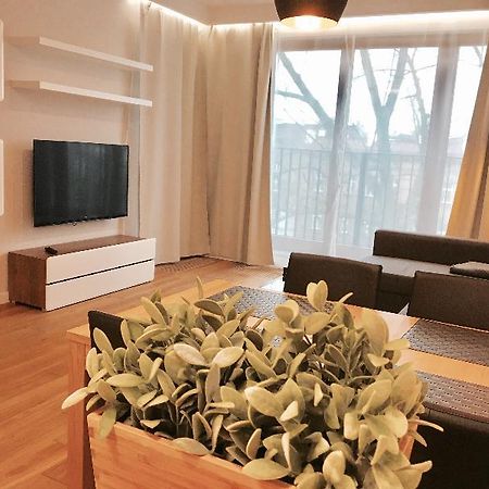 P&J Tourist Apartments クラクフ エクステリア 写真
